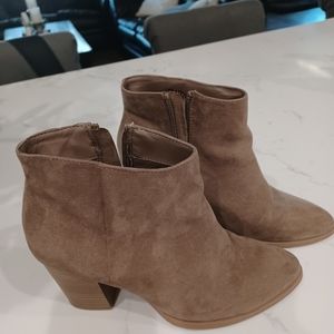 Womens boots